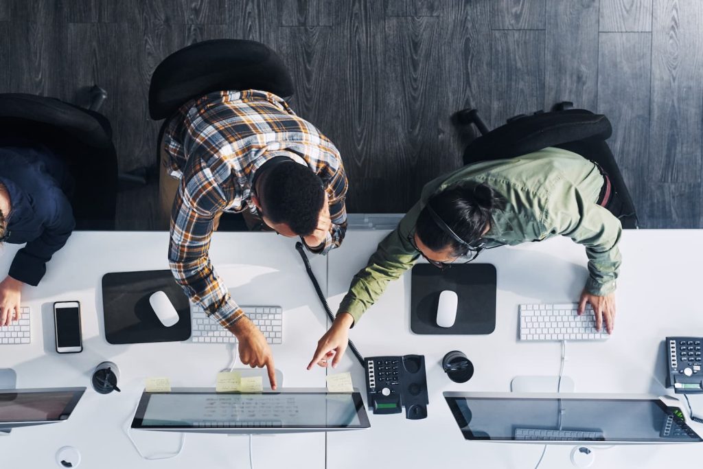 High angle shot of agents depicting sage erp x3 support & implementation